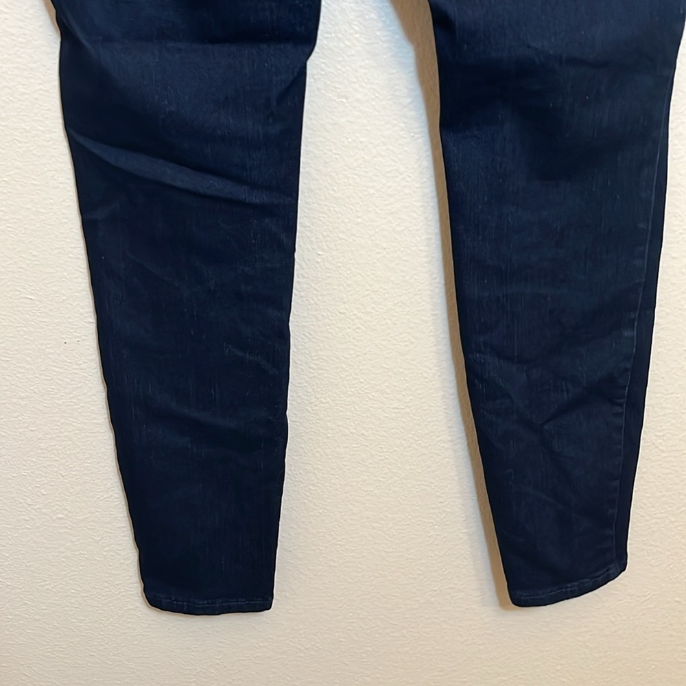 Universal Thread Dark Blue Plus Size Mid Rise Jegging - Picture 9 of 12